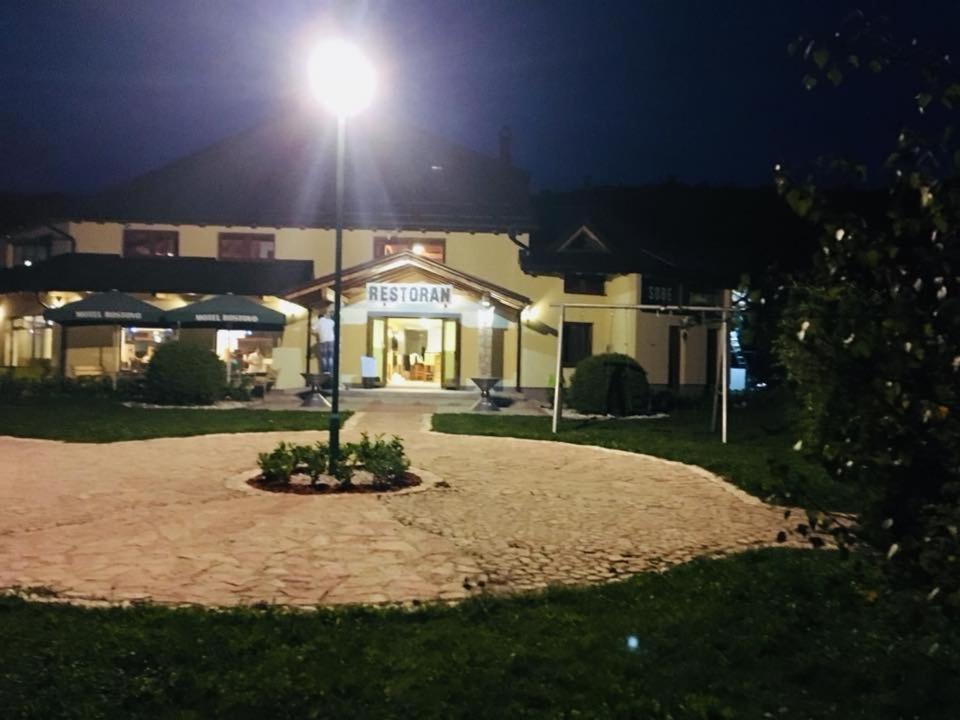 Omladinski Hotel Rostovo Bugojno Bagian luar foto